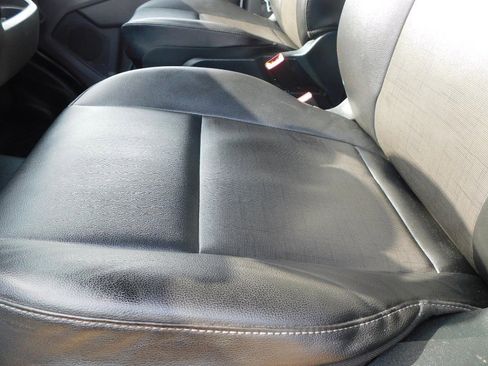 Used 2023 Ford Transit 250 Medium Roof w/ Load Area Protection Package image 14