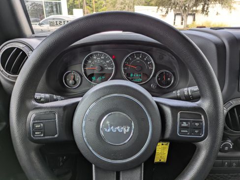 Used 2016 Jeep Wrangler Unlimited Sport image 15