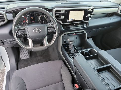 Used 2023 Toyota Tundra SR5 w/ SR5 Convenience Package AWD/4WD image 14