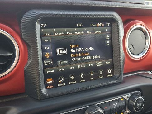 Used 2022 Jeep Gladiator Rubicon w/ LED Lighting Group image 19