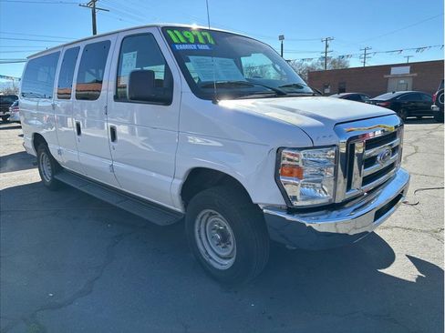 Used 2013 Ford E-150 and Econoline 150 Wagon RWD image 6