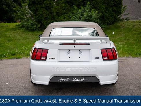 Used 2001 Ford Mustang GT RWD image 7