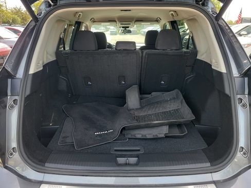 Certified 2026 Nissan Rogue SV FWD image 7
