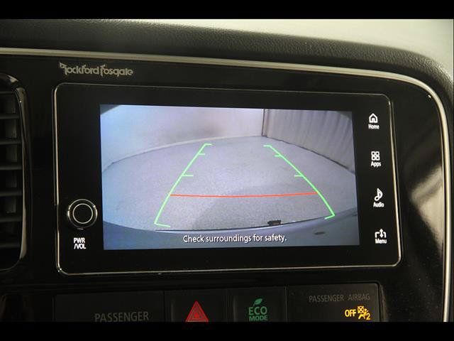 Used 2017 Mitsubishi Outlander GT AWD/4WD image 13