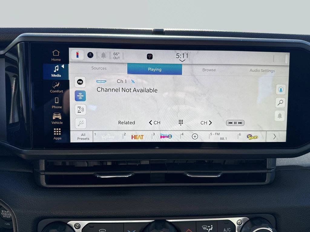 New 2026 Jeep Gladiator Sport AWD/4WD image 19