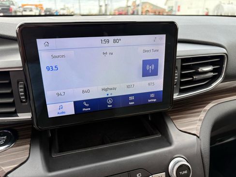 Used 2020 Ford Explorer Limited image 24