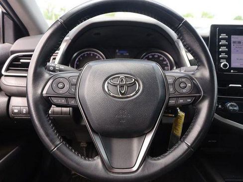 Used 2024 Toyota Camry SE FWD image 10