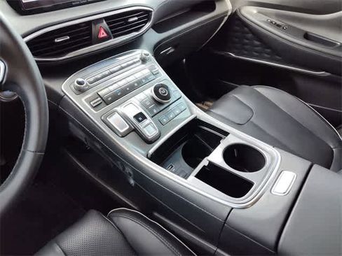 Used 2022 Hyundai Santa Fe Limited image 25