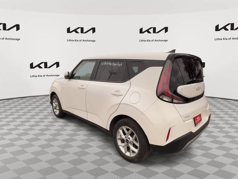 Certified 2024 Kia Soul LX w/ Option Group 015 FWD image 6