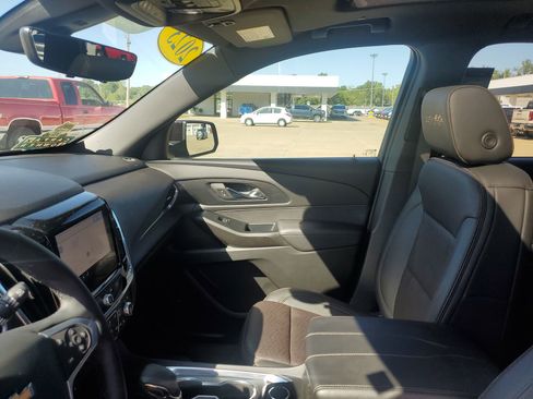 Certified 2023 Chevrolet Traverse High Country image 28