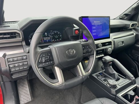 Used 2025 Toyota 4Runner TRD Off-Road Premium image 11