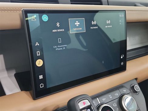 Used 2025 Land Rover Defender 110 S image 21