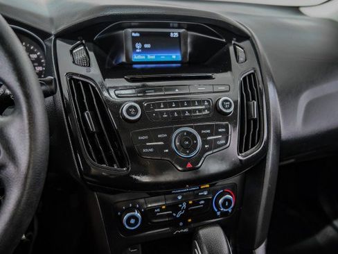 Used 2017 Ford Focus S FWD image 22