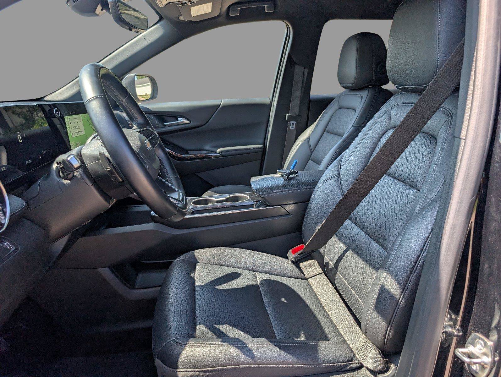 Certified 2025 Chevrolet Equinox LT w/ Convenience Package II FWD image 15
