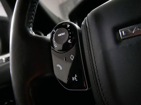 Used 2022 Land Rover Range Rover Westminster Edition image 21