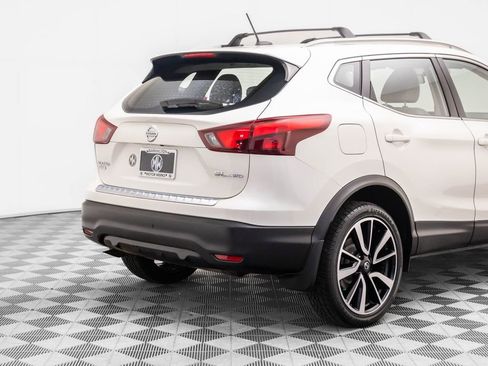 Used 2018 Nissan Rogue Sport SL image 32