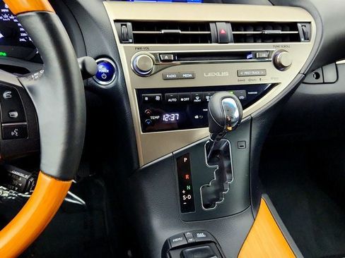 Used 2015 Lexus RX 450h FWD image 18