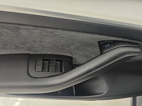 Used 2023 Tesla Model 3 Long Range AWD/4WD image 11