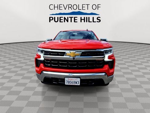 Used 2023 Chevrolet Silverado 1500 LT AWD/4WD image 3