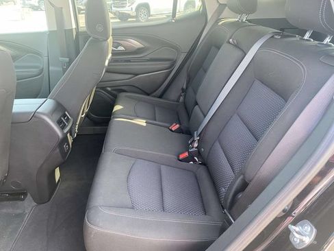 Certified 2024 GMC Terrain SLE w/ Driver Convenience Package FWD image 9