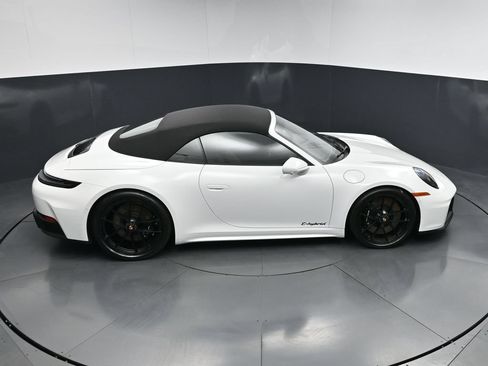 Used 2026 Porsche 911 Carrera GTS RWD image 20
