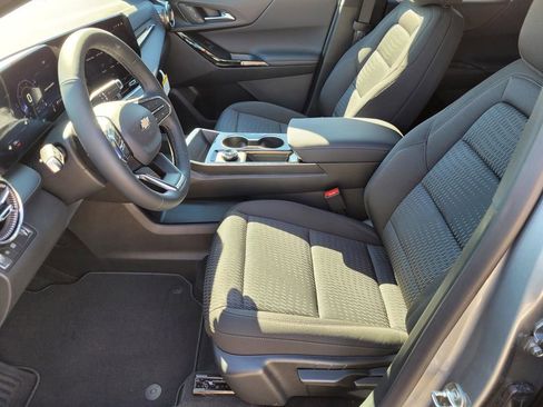 New 2026 Chevrolet Equinox LT w/ Safety and Technology Package image 15