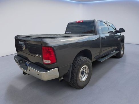Used 2018 RAM 2500 Tradesman w/ Chrome Appearance Group AWD/4WD image 5