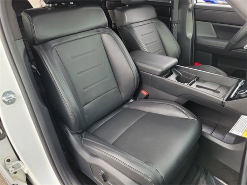 New 2025 Hyundai Santa Fe Calligraphy image 18