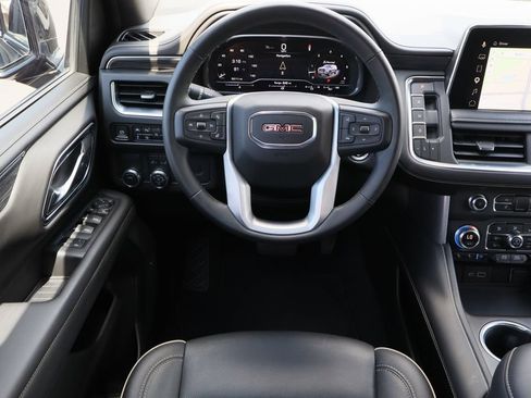 Certified 2023 GMC Yukon XL SLT w/ SLT Premium Package RWD image 25