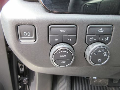 Certified 2023 Chevrolet Silverado 1500 LT AWD/4WD image 23