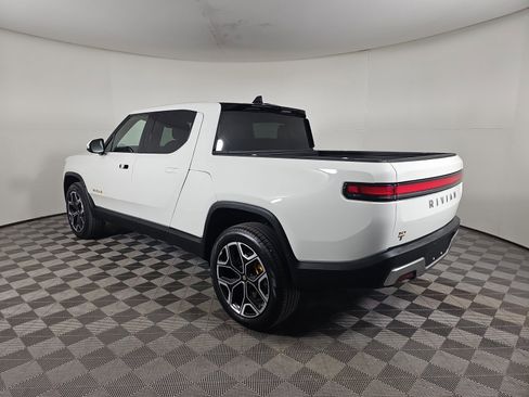 Used 2022 Rivian R1T Launch Edition image 3