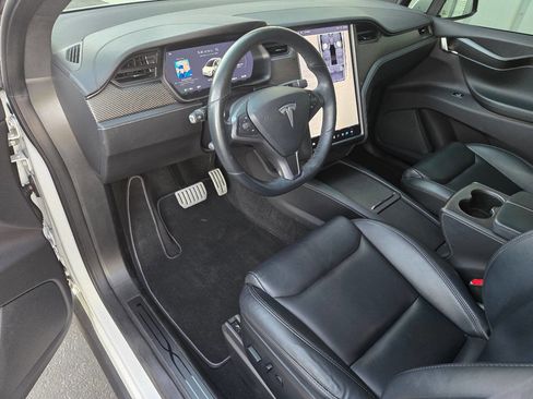 Used 2021 Tesla Model X Performance image 20