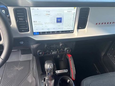 New 2026 Ford Bronco Heritage Edition AWD/4WD image 12