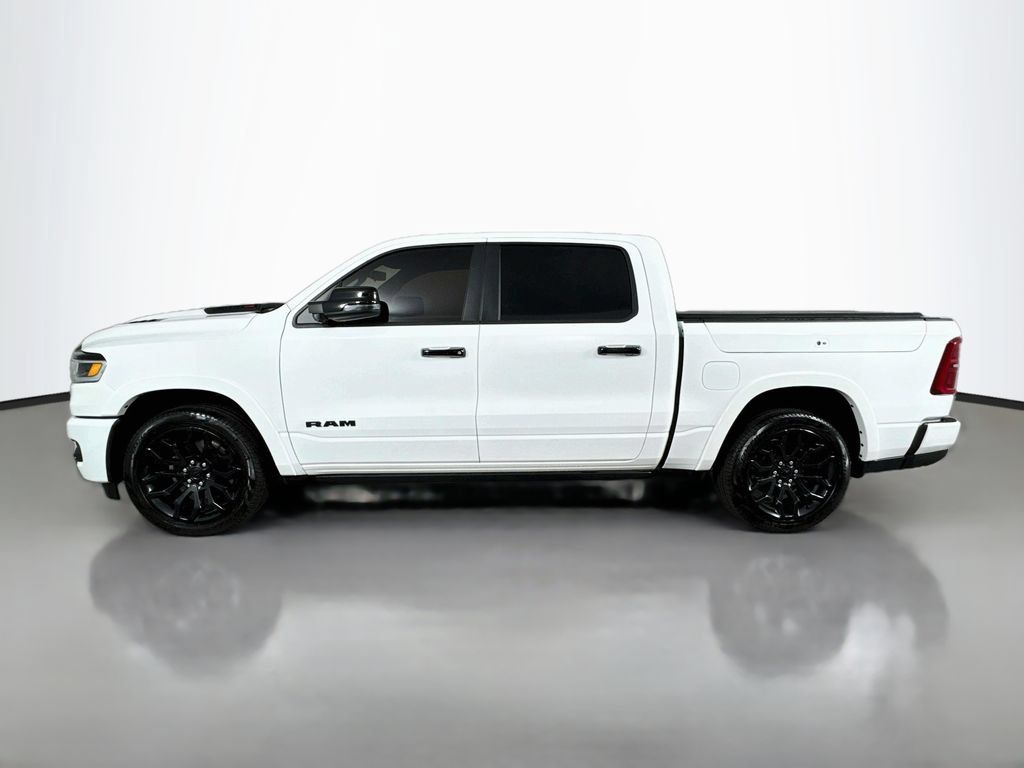 Used 2025 RAM 1500 Limited AWD/4WD image 9