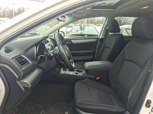 Used 2019 Subaru Outback 2.5i Premium image 13