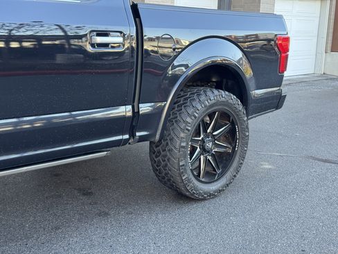 Used 2019 Ford F150 Limited image 17