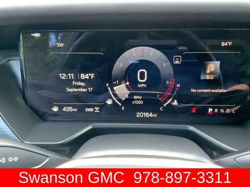 Certified 2025 GMC Acadia Elevation AWD/4WD image 12