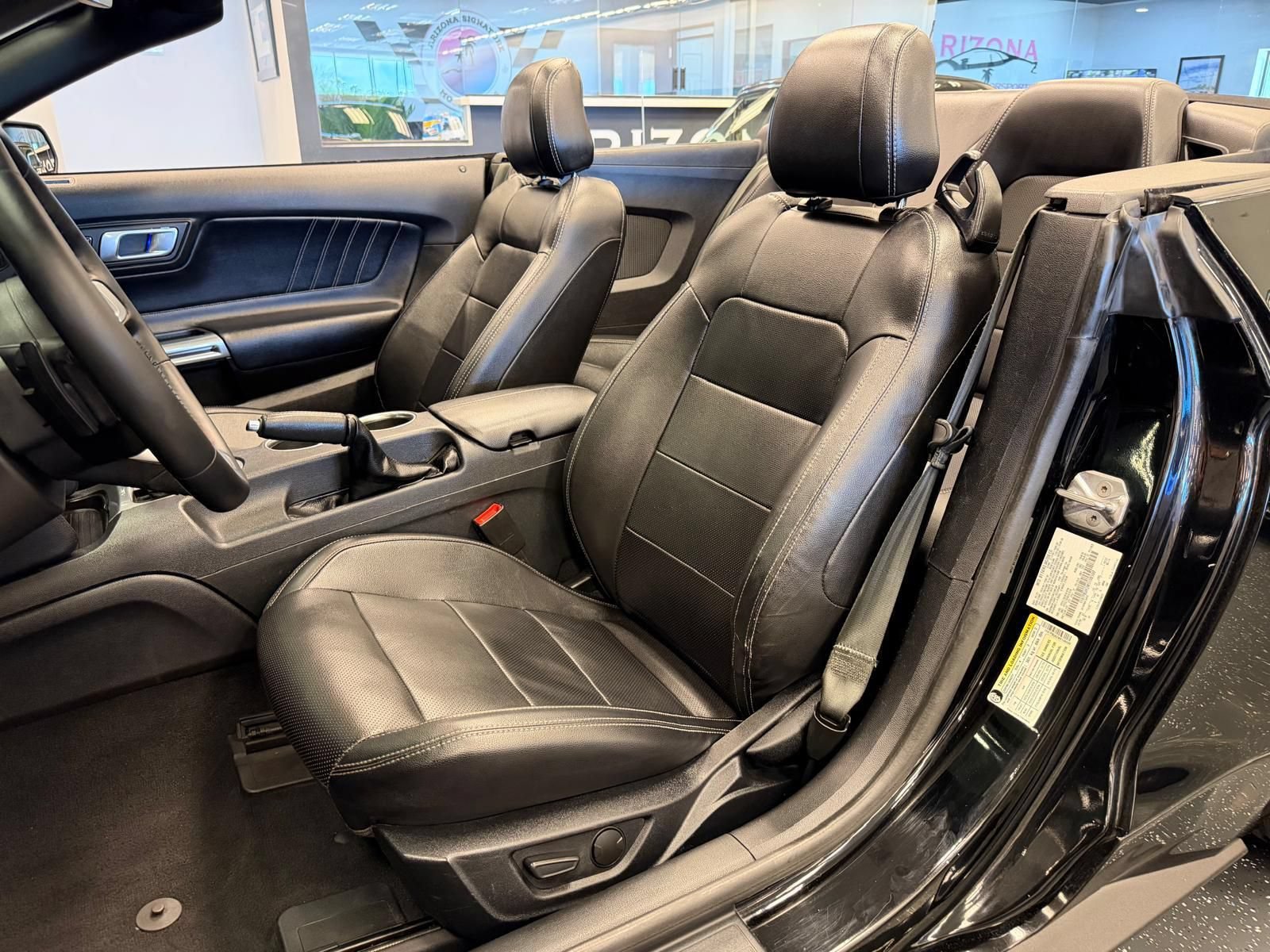 Used 2021 Ford Mustang Premium RWD image 11
