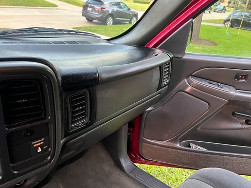 Used 2004 Chevrolet Silverado 1500 LS w/ Light Duty Power Package image 41