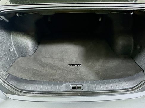 Used 2025 Nissan Altima 2.5 SV image 26