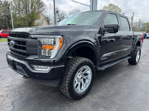 Used 2021 Ford F150 Lariat image 3