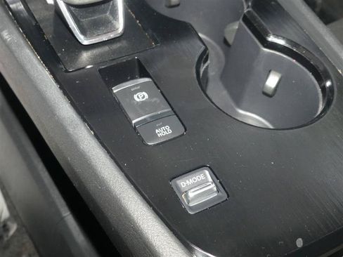 Used 2023 Nissan Rogue S FWD image 40