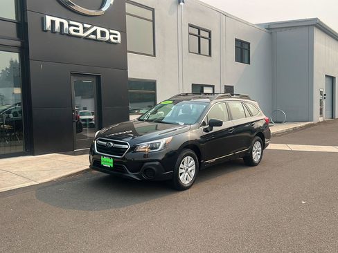 Used 2019 Subaru Outback 2.5i AWD/4WD image 1
