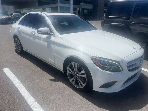 Used 2019 Mercedes-Benz C 300 Sedan image 2