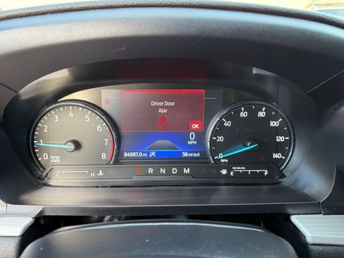 Used 2020 Ford Explorer XLT image 35