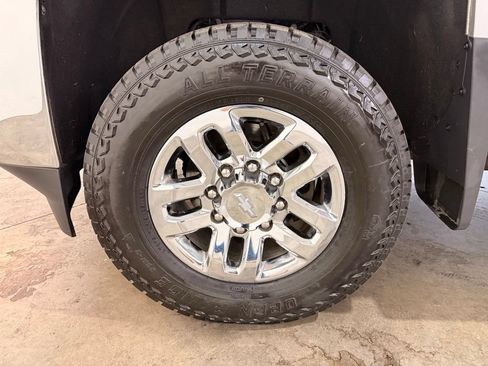 Used 2017 Chevrolet Silverado 2500 LTZ w/ Duramax Plus Package AWD/4WD image 14