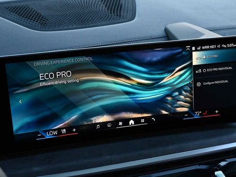 New 2026 BMW X5 xDrive40i w/ Executive Package image 25