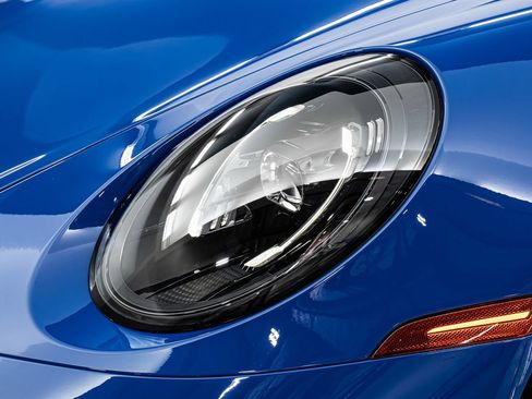 Used 2025 Porsche 911 GT3 RWD image 14