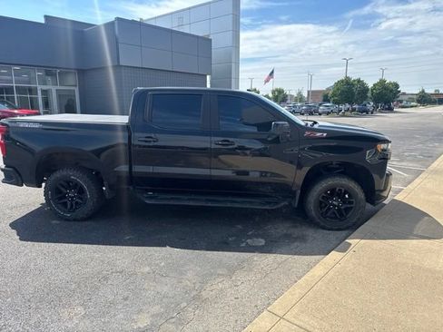 Used 2020 Chevrolet Silverado 1500 LT Trail Boss AWD/4WD image 1