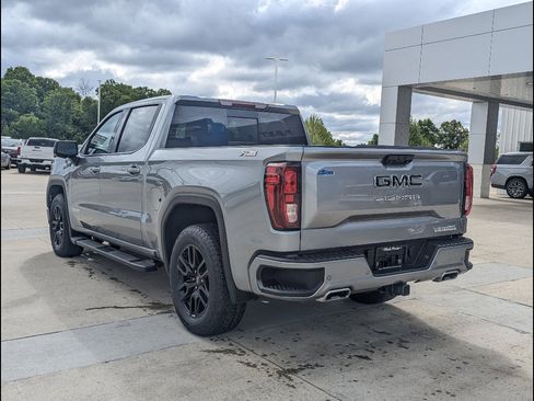 Used 2025 GMC Sierra 1500 Elevation w/ Elevation Premium Package AWD/4WD image 8